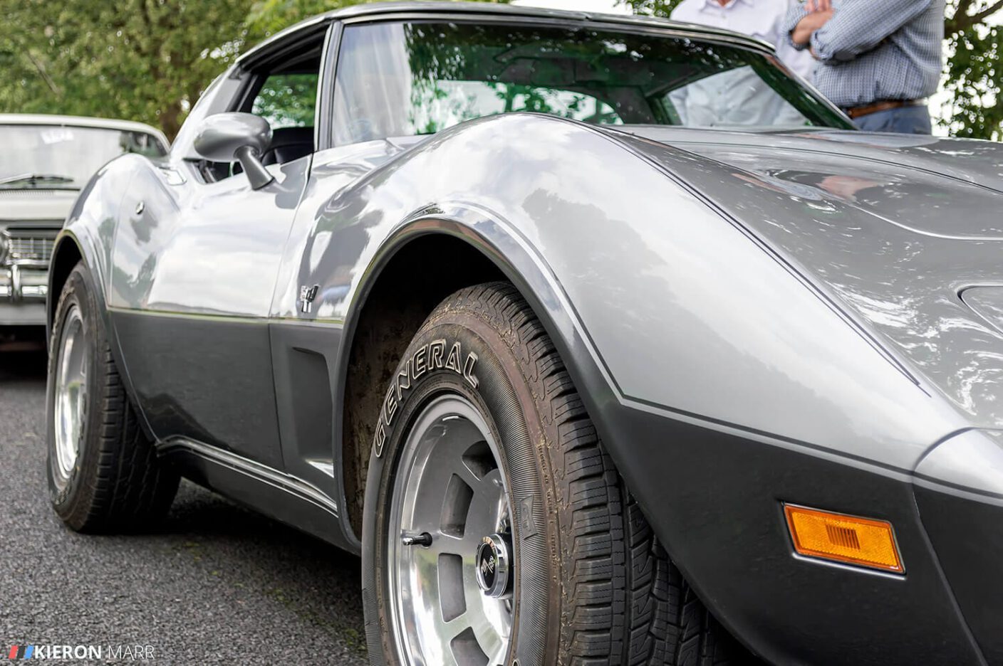 Corvette Stingray - Front Side